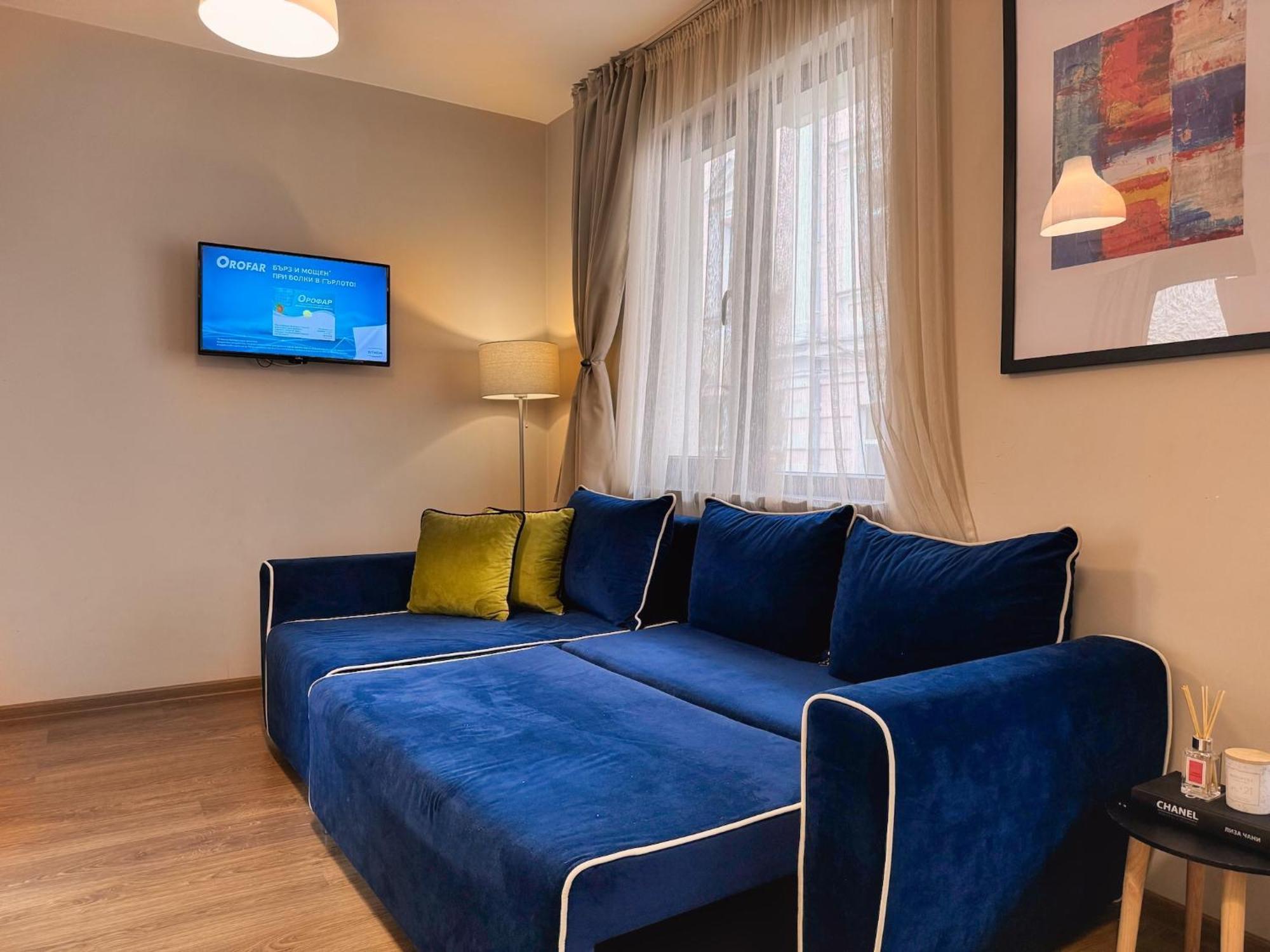 Top Centre Plovdiv Apt. With Parking For 4 Guests Exterior photo
