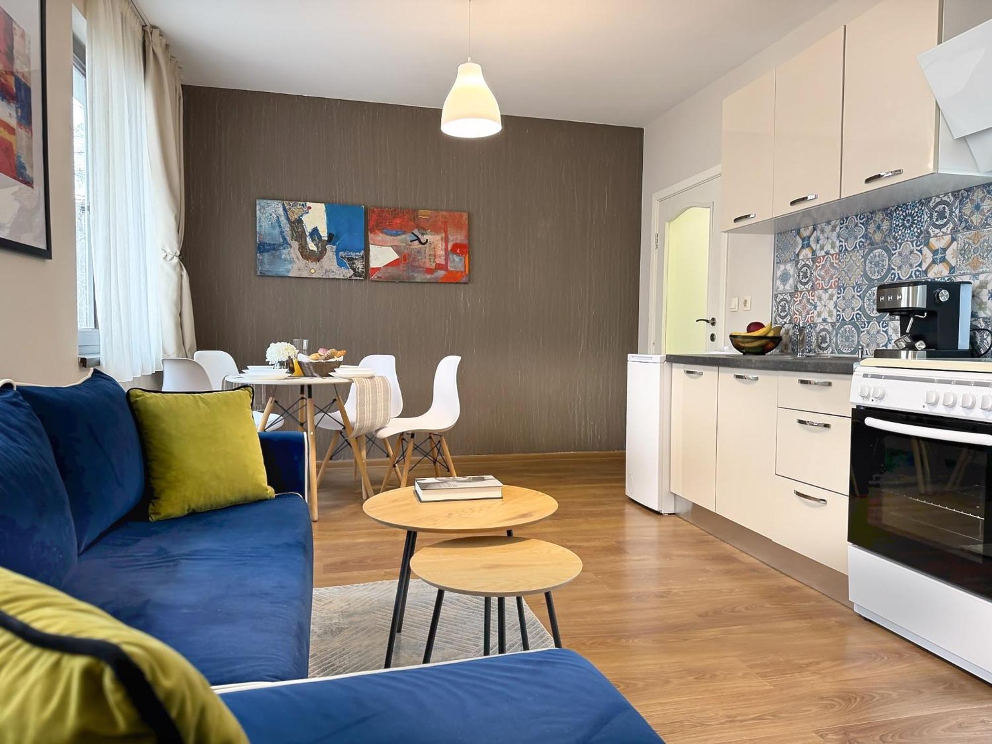 Top Centre Plovdiv Apt. With Parking For 4 Guests Exterior photo